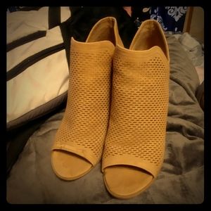 SODA open toed shoes